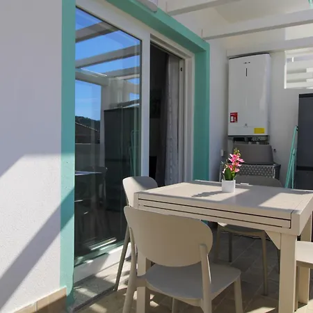 Casa Sara - Nuovo E Luminoso Con Ampia Veranda Appartement *