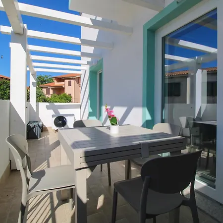 Casa Sara - Nuovo E Luminoso Con Ampia Veranda Apartmán *