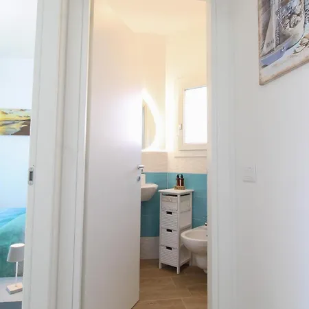 Casa Sara - Nuovo E Luminoso Con Ampia Veranda Apartmán *